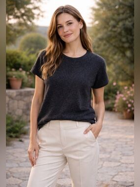 Womens lusso cashmere charcoal size L tee